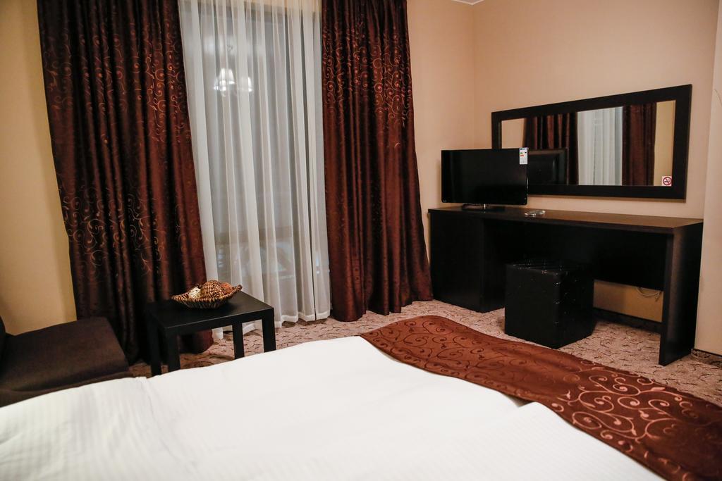 Einstein House & Spa Marchevo Phòng bức ảnh