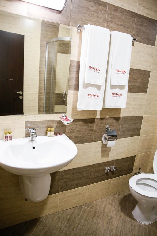 Einstein House & Spa Marchevo Phòng bức ảnh
