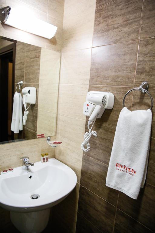 Einstein House & Spa Marchevo Phòng bức ảnh